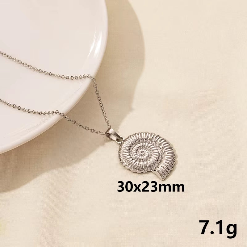 Punk Shark Charm Necklace Ocean Animal Pendants Necklaces for Women Men Best Gift Chain Neck Decotraion Choker Steampunk Jewelry